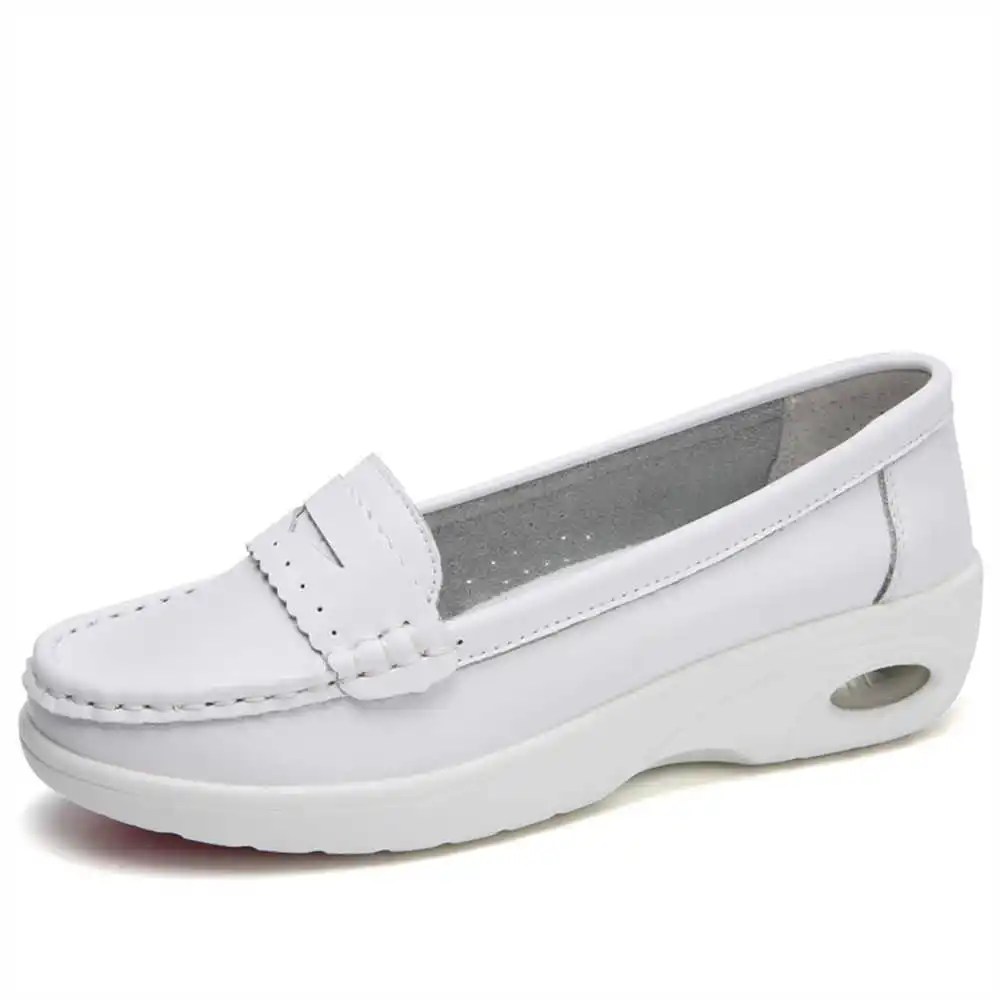 Thick Sole Slipon White Traine - огляд і ціна Men'S Best Sneakers For Formal Wear