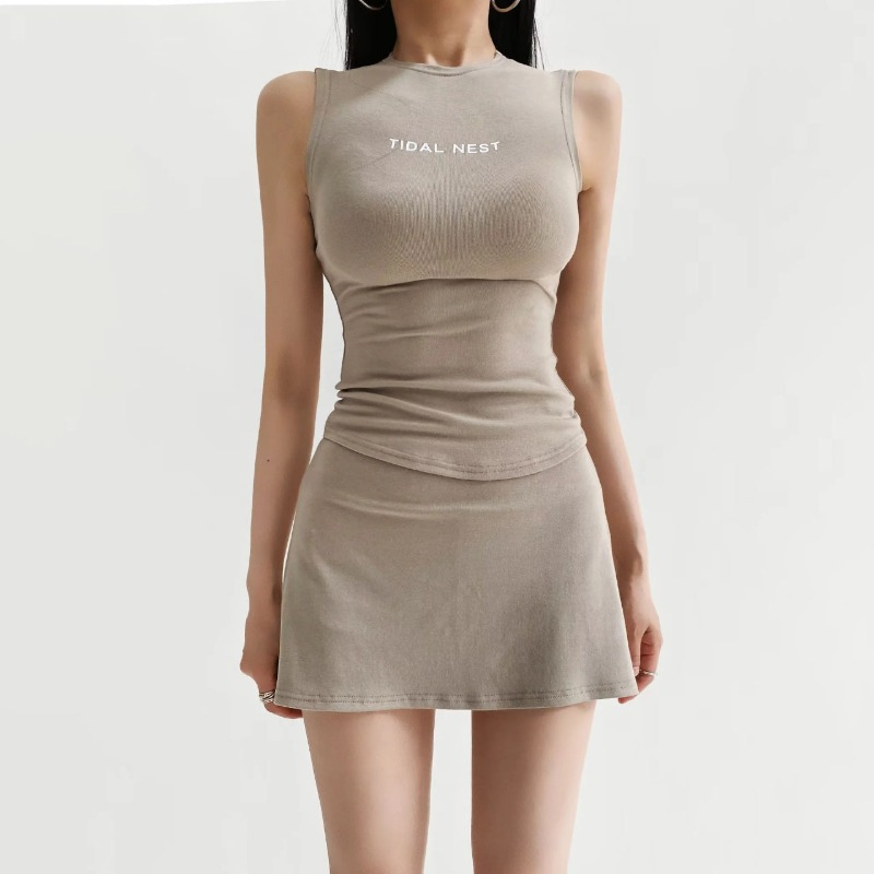 New Letter Printed Round Neck  - огляд і ціна Slim Fit Suit Set